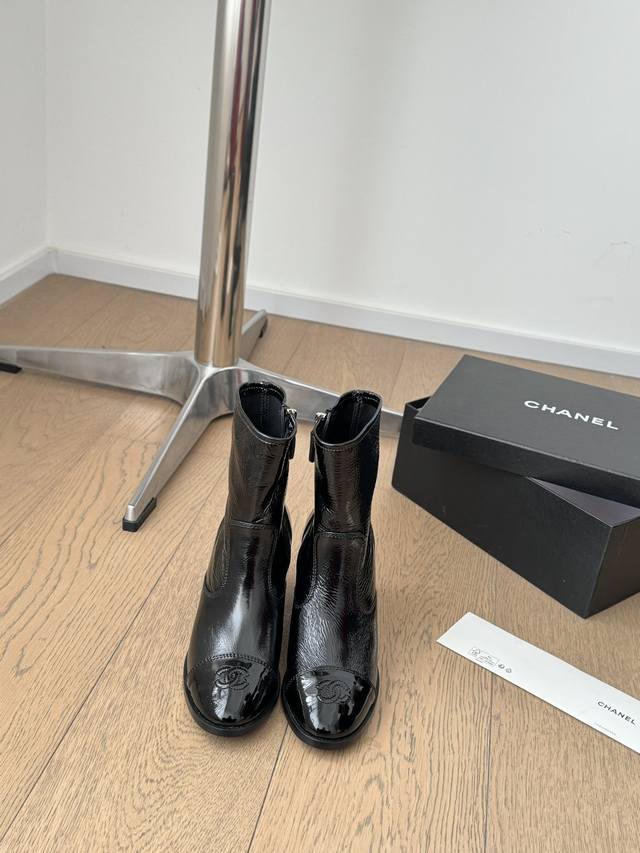 短 长 Chanel 24K新款弹力长短靴 穿上立马大长腿 鞋面弹力皮 内里羊皮 真皮大底 Size:35-39 其他码数定做