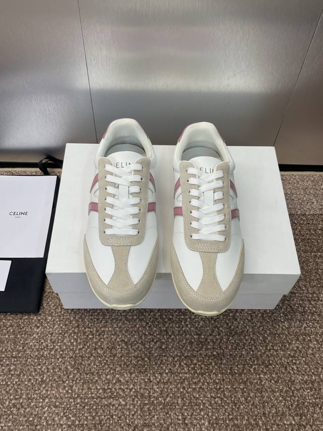 工厂p价p Celine 2025秋冬新款平底系带徳训小白鞋 赛琳字母Logo拼色阿甘运动休闲女跑鞋 材质：鞋面进口羊猄皮+环保透气网眼布内里 水染羊皮内里+原