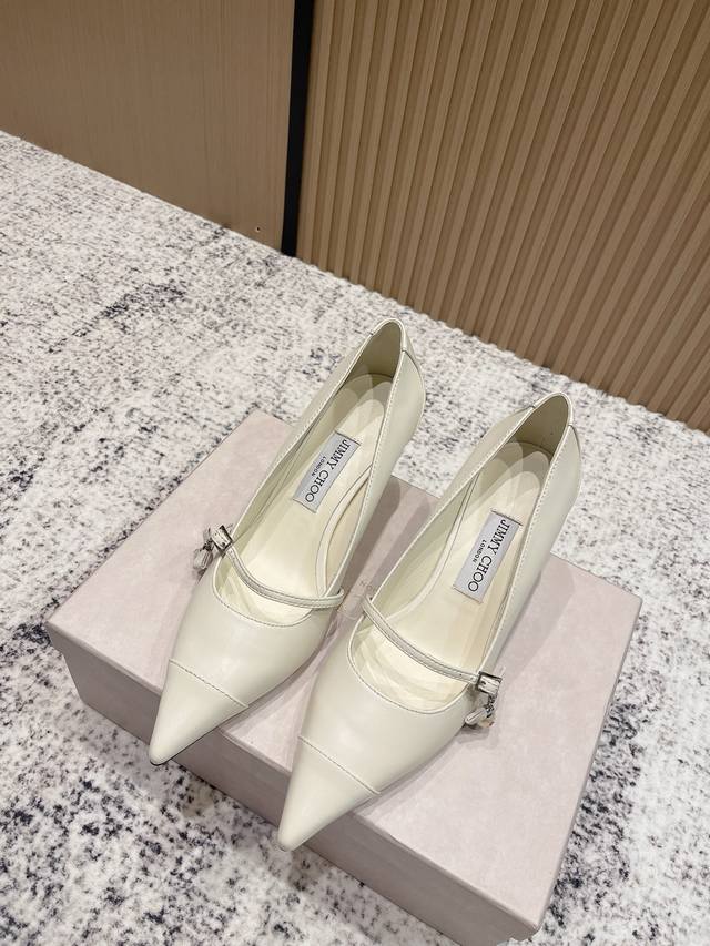 顶级品质： Jimmychoo Ss25 New Arrival～ 吉米周｜早秋新款高跟鞋 Jc这款尖头高跟鞋真的太美了～ 兼具性感与脚翘～尽显高级优雅气质 小