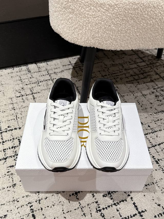 男+10 Dior迪奥 25 最新Run'n'dior 系列 情侣款 厚底 休闲 运动鞋 原版购入开发 做货 这款 Run'n'dior 运动鞋是二零二五秋季系