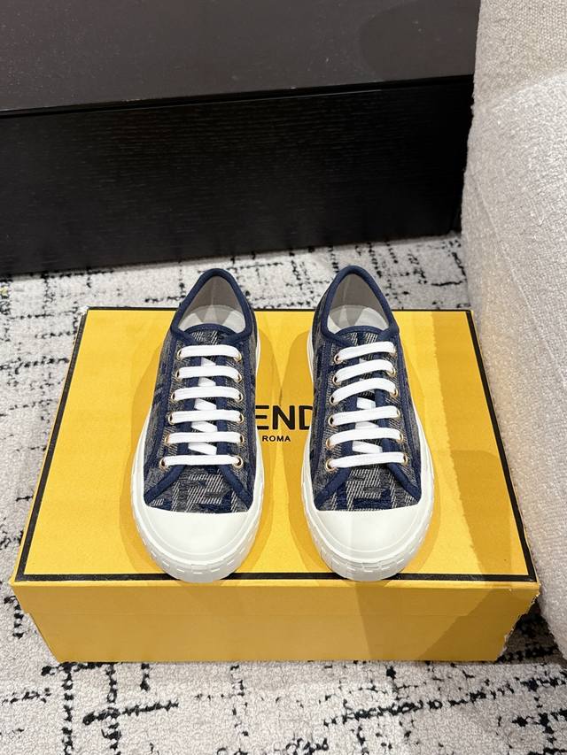 情侣款 Fendi芬迪 25 Domino系列 老花Ff帆布 情侣款 休闲 运动鞋 滑板鞋 Fendi Domino情侣款 运动鞋 -全新必备款型！开启多米诺效