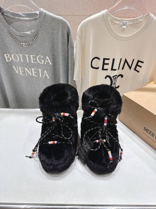 高版本出厂 毛毛款 Moon Boot 2025Ss秋冬季爆款保暖厚底雪地靴 丑萌月亮雪地靴 忘了Ugg吧，时髦人都在穿Moon Boot雪地靴 如果你难以接受