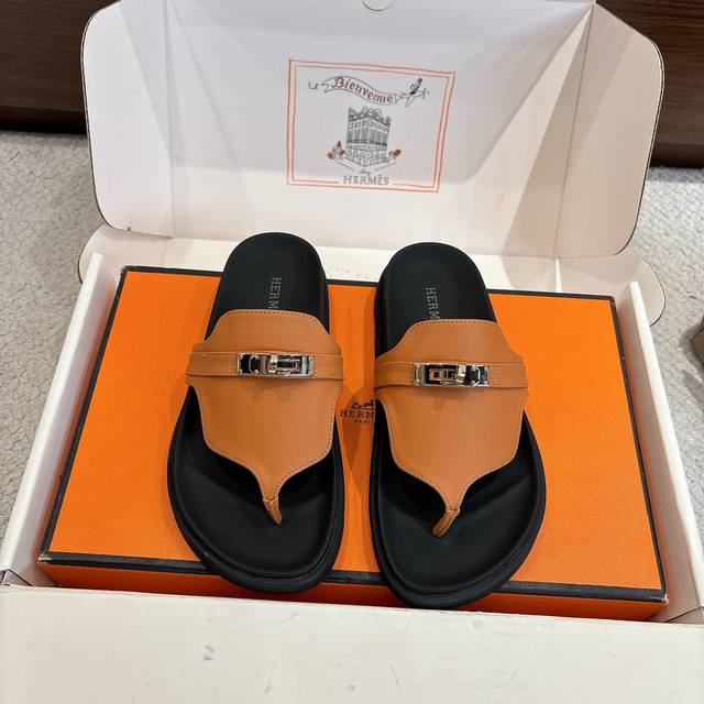 出厂价p Hermes 爱马仕 经典二舅夹趾拖 Empire 凉鞋系列 时尚又百搭 超级舒服 每个细节都做到极致 原版Swift小牛皮 麂皮 原版1:1独家私模