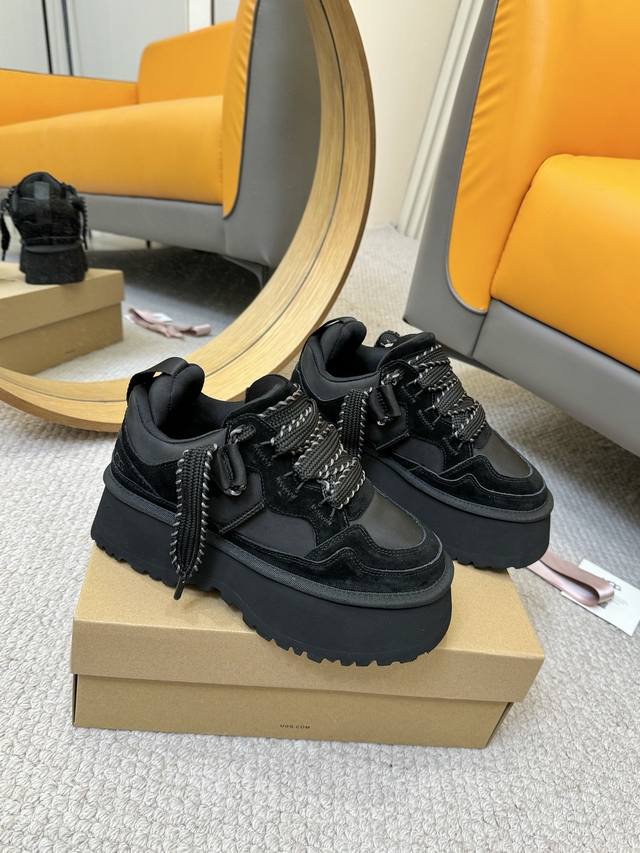 工厂p批p Ugg2025Ss新款梅尔休闲鞋厚底款 #时尚又舒适 #Ugg #厚底休闲鞋 #休闲百搭鞋 #休闲鞋穿搭 #松糕鞋 Ugg梅尔休闲鞋 厚底款 是双鞋