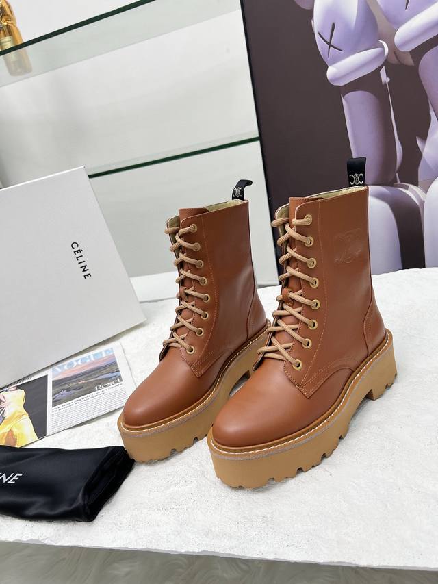 celine 赛琳 凯旋门马丁系带厚底平底粗跟粗靴！！面料头层牛皮、内里羊、标准码数35 40 41、42订做不退放
