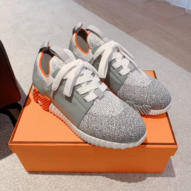 男款20 莞货 Hermes家23Ss早春新品！经典靴型+英伦拼色设计，经典耐看！原版倒模楦型，极致1:1形体，进口高端织针呈现出精致质感！ 开模定制A级高密私