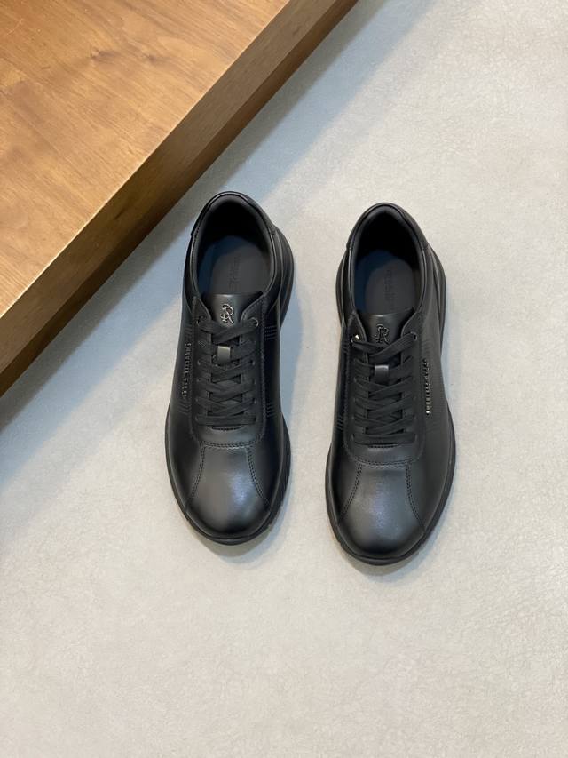 新款！原版品质Stefano Ricci 史蒂芬劳.尼治男士运动鞋，采用进口原版小牛皮，皮质柔软细腻，做工细节到位，鞋底原版设计，舒适度极好！尺码：39-44