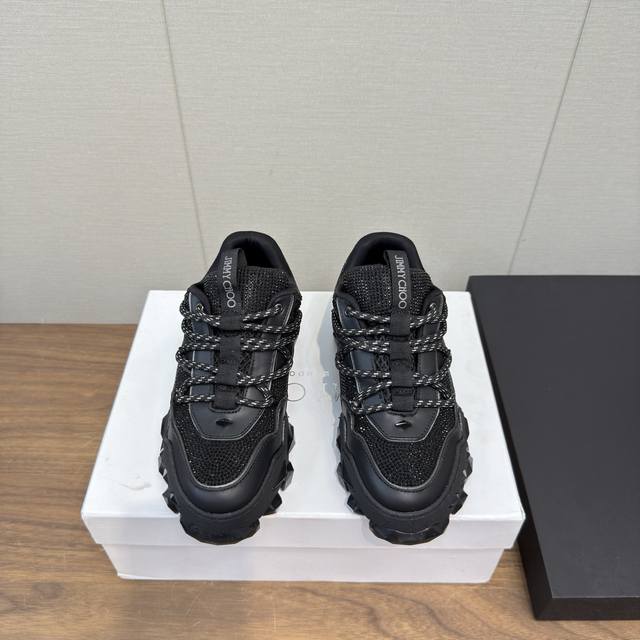 jimmy Choo 吉米周 2025新款Diamond X Ii M 系列老爹鞋 厚底休闲鞋 钻石款 上新，柔软皮革材质精心制作，立体廓形比例夸张，成就别具一