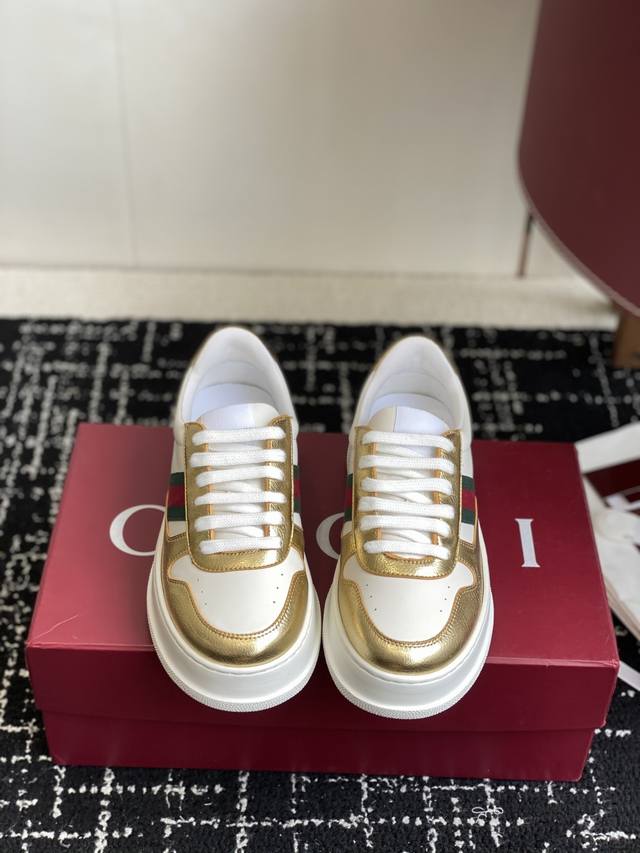 代购级 Gucci 25Ss 秋冬新色 配海外代购航空包装 Gg情侣款厚底鞋 饼干鞋 小白鞋 运动鞋 平板鞋 走秀款 明星 网红 小红书等必定种草打Call 原