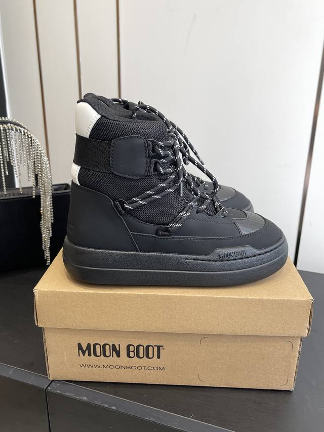 park秋冬新款系列 雪地靴 长期主义购物一Moonboot雪地靴因为冬天想去追极光，对比了很多雪地靴，超轻发泡大底 Moonboot的经典款实在太不日常了，而