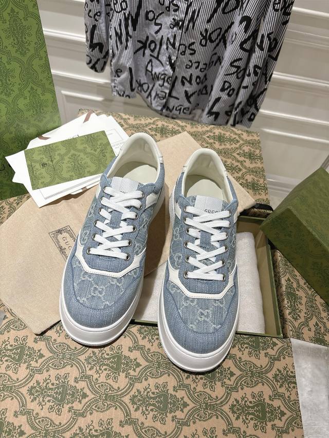出厂 Gucc 古驰 2025Ss新款 系列运动鞋厚底小白鞋休闲板鞋 Gg情侣款小白鞋专柜同步款，走秀款明星、网红、直播等必定种草打Call 款式设计轻奢复古，