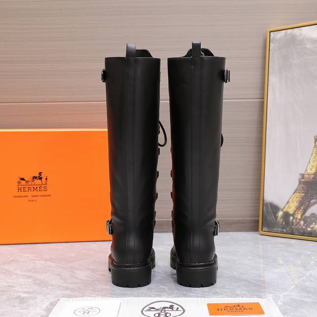 顶级品质 Hermes 爱马仕秋冬新款 H家 Landscape长靴系列机车风皮带扣骑士靴系带厚底直筒长靴 经典简约！靴子的设计风格通常以经典、简约为主，注重线
