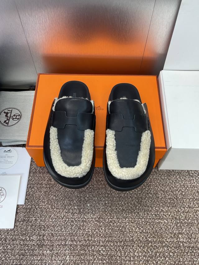 工厂p价p 莞货 代购级 爱马仕 Hermes 秋冬经典款 Go 拼色皮毛一体女鞋 H家平底圆头穆勒拖鞋 材质：鞋面进口小牛皮 进口羊猄皮+100%羊羔毛内里+