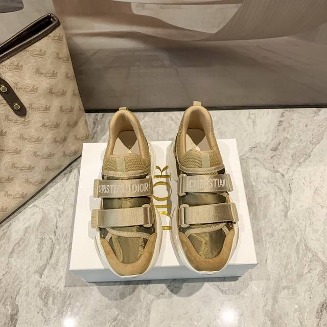 橙子出厂价 Dior 迪奥 魔术贴休闲运动鞋 增高厚底老爹鞋 完美复刻 版型超级正 鞋面对原版科技面料迷彩 质感超好 牛皮垫脚 原版魔术贴织带可调节 松紧 对原