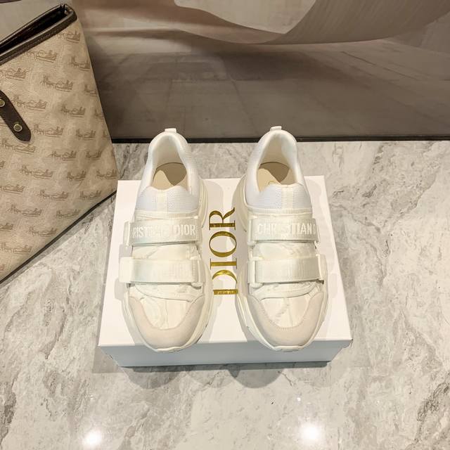 橙子出厂价 Dior 迪奥 魔术贴休闲运动鞋 增高厚底老爹鞋 完美复刻 版型超级正 鞋面对原版科技面料迷彩 质感超好 牛皮垫脚 原版魔术贴织带可调节 松紧 对原