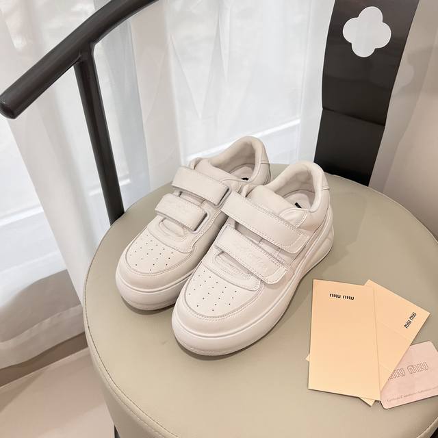出厂： Acne Studios 2顶级专柜 新款限定 官网上新 全球首发 Acne Studios秋冬新款厚底魔术贴休闲鞋 As厚底 Acne 小红书热搜小众