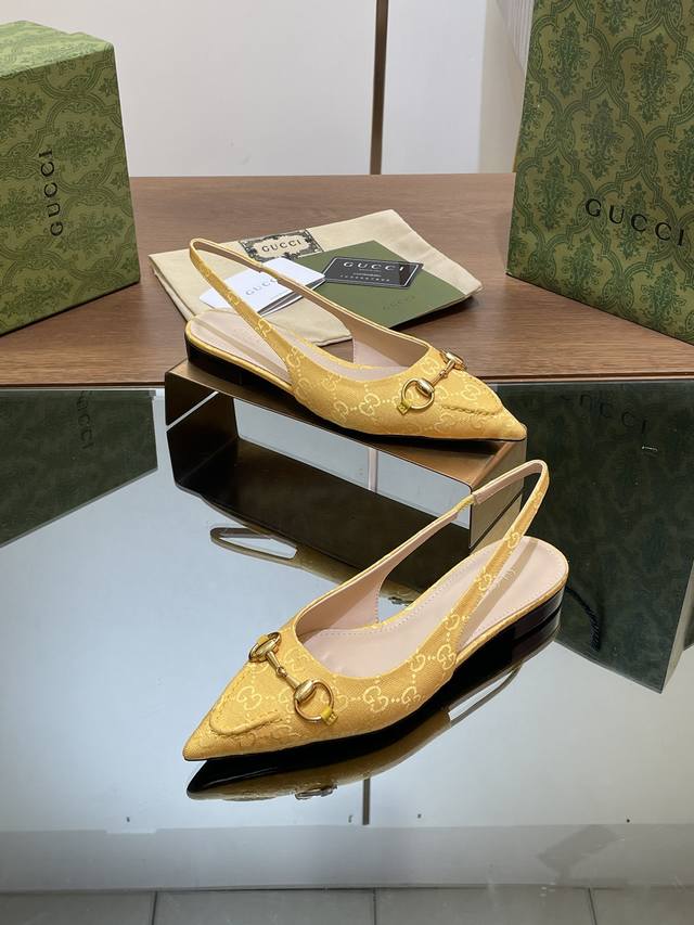 G家新款gucc马衔扣露跟浅口凉鞋平底芭蕾舞g G老花凉鞋 出厂价 顶级版本、欢迎比对. 原版1:1复刻 注意请认准咱家正品保证 鞋面：进口高档g G剌绣老花织