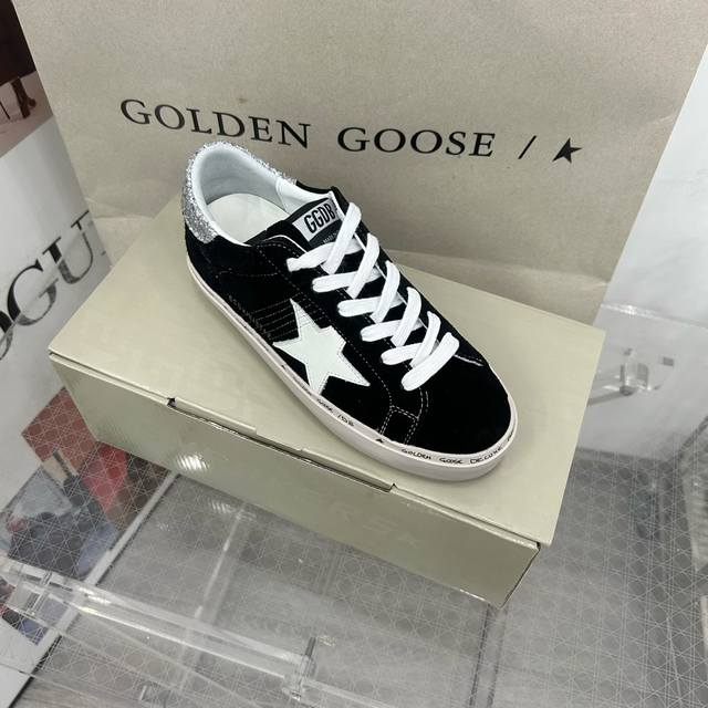 高版本 厚底hi Star Y版材料定制皮胚皮色，内里定制原版毛巾料，边条定制 Y版手感硬 ，纯定制 ！ 纯定制 ！ 对版的材料全部都要定制 独家双层垫芯看图
