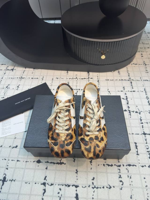 代购级小众 Dries Van Noten Dvn 复古豹纹马毛德训鞋 Dvn的德训鞋也太美了吧 Dries 总会给我带来惊喜 Dries Van Noten