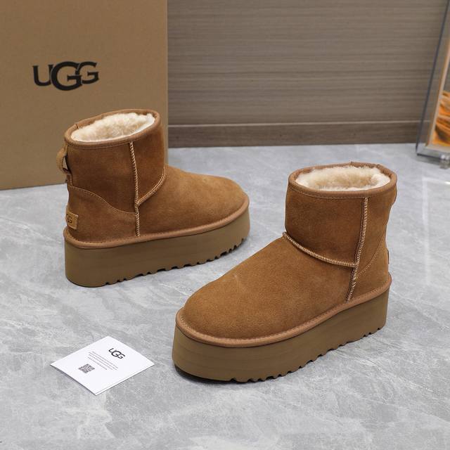 Ugg-5092周冬雨同款厚底款迷你低帮雪地靴毛毛鞋 寒冬刷星“暖潮风” Ugg改头换面刮起雪地里的时尚感。全羊皮毛一体，保暖好穿！独具匠心，只此唯一！出街回头