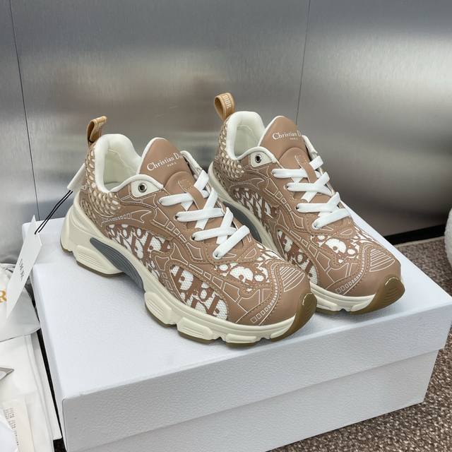 Dior 迪奥 春夏走秀新款 Vibe标志性时尚摩登运动老爹鞋 Cd字母logo Oblique印花图案系带拼色厚底跑鞋 明星同款果冻色休闲女鞋 市面顶级高端版