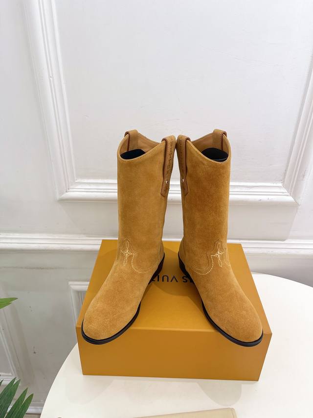 女 男 Lv 路易威登 24 秋冬新品 顶级版本 专柜主打最新款 Lv Rider西部牛仔靴 硬货上新 代购级别！高级感十足！国内外博主刷爆的一款，复古又时髦