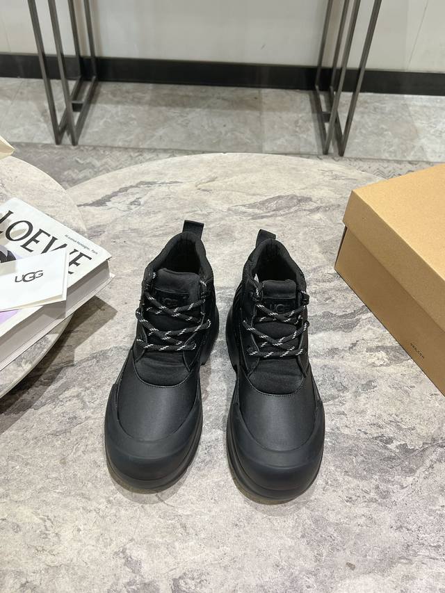 Ugg Neumelzip系列 Ugg 24秋冬新款女士休闲时尚舒适厚底增高圆头系带短靴单鞋 鞋型整体休闲透气 防泼水材料 非常好打理 超轻eva大底 上脚超级