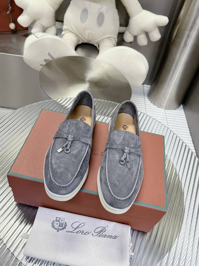 Philipp Plein 菲利普 普莱茵-乐福鞋意大利■小牛绒超软乳胶底 舒适体验 除了好看又舒服，这款鞋还超级好搭配，男士搭正装西服，或者搭九分裤露脚踝都非