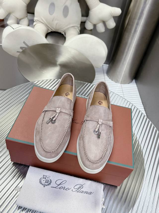 Philipp Plein 菲利普 普莱茵-乐福鞋意大利■小牛绒超软乳胶底 舒适体验 除了好看又舒服，这款鞋还超级好搭配，男士搭正装西服，或者搭九分裤露脚踝都非