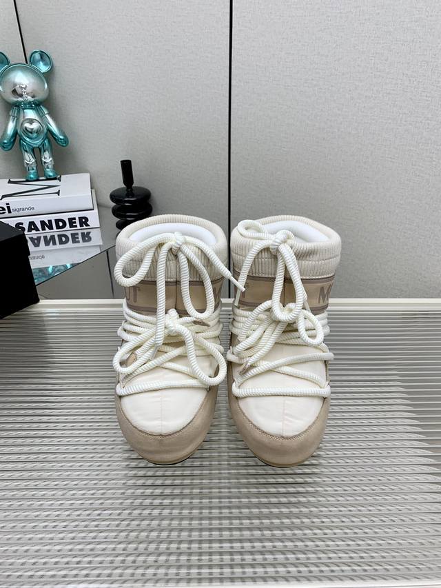 出厂 高版本 Moon Boot Vs秋冬最新款雪地靴系列 丑萌雪地短靴 忘了ugg吧，时髦人都在穿moon Boot雪地靴 如果你难以接受ugg的复兴 那现在