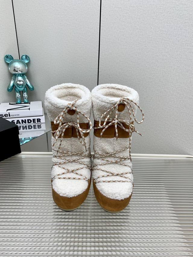 出厂 高版本 Moon Boot Vs秋冬最新款雪地靴系列 丑萌雪地短靴 忘了ugg吧，时髦人都在穿moon Boot雪地靴 如果你难以接受ugg的复兴 那现在