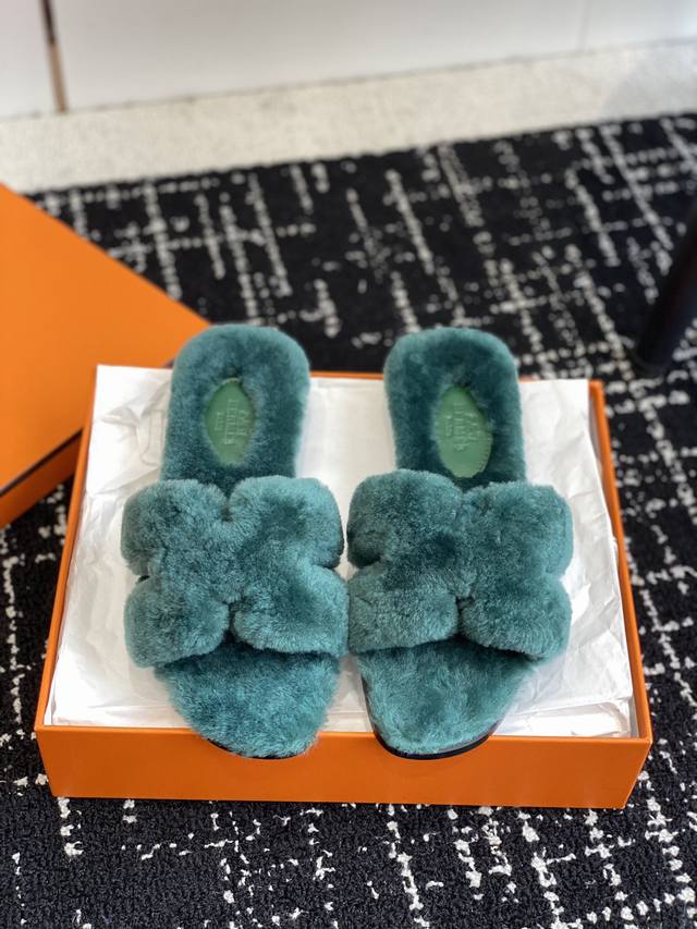 代购级 爱马仕hermes经典泰迪毛拖，各大网咖主推款，顶级品质 蓬松柔软舒适羊羔毛 羊毛 真皮大底 Size：#35-42 41 42订做不退换