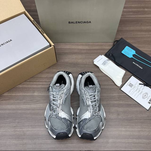 顶级版本balenciaga Stapler巴黎世家十四代又名订书机款！ 24Ss春夏系列 官方同步 在延续 Balenciaga Runner 轮廓和复杂鞋面