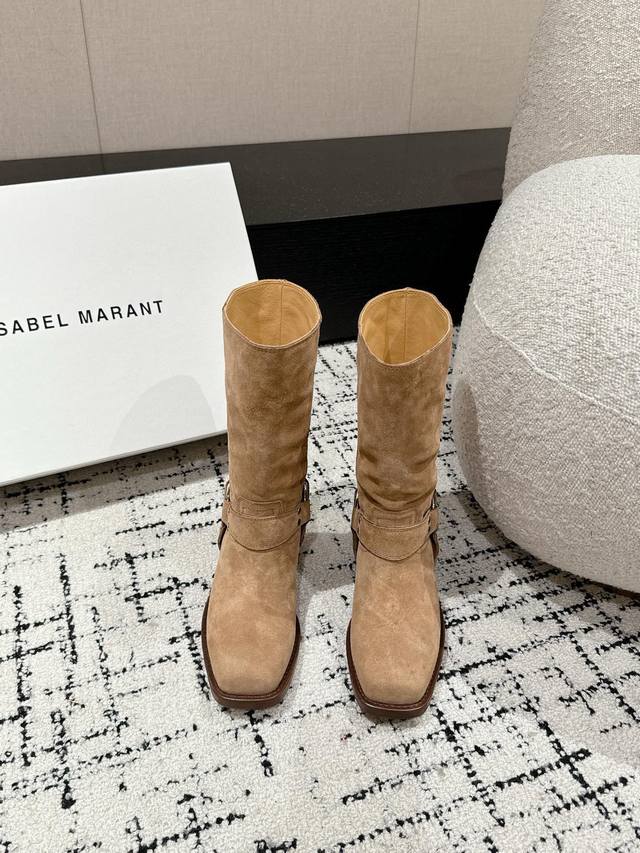 Isabel Marant 24 伊莎贝尔秋冬新品 进出专柜无压力 一眼心动 貌美西部战靴 慵懒法式 软糯舒适 超舒服的一款 超好穿 鞋面：进口牛京 牛皮 内里