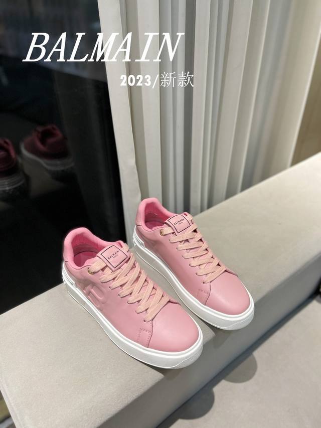 女款 男款 Balmain 巴尔曼 巴尔曼 最新 春夏 经典运动鞋 独家首发 香港、美国、巴黎各大时尚博主及明星同款。 男女同款休闲鞋 。 海外订购原版，1:1