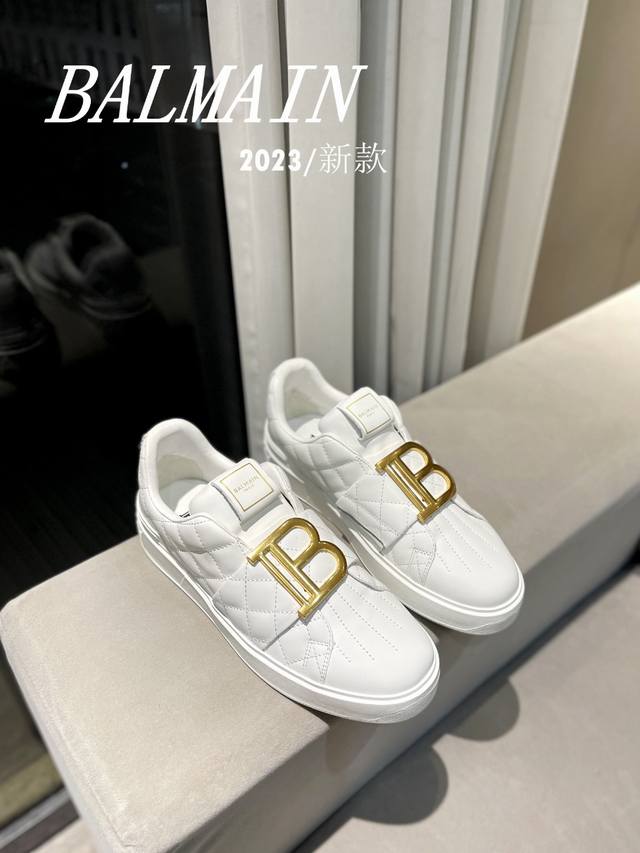 女款 男款 Balmain 巴尔曼 巴尔曼 最新 春夏 经典运动鞋 独家首发 香港、美国、巴黎各大时尚博主及明星同款。 男女同款休闲鞋 。 海外订购原版，1:1