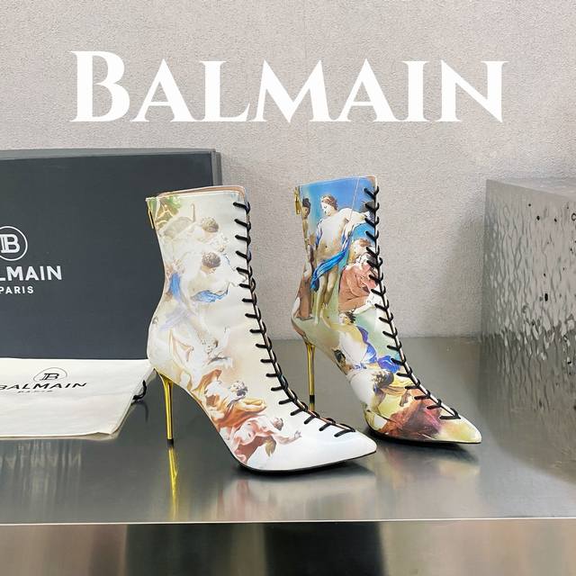出厂价 Blamain 巴尔曼 独家首发 巴尔曼 秋冬季新款 天空印花皮革靴子 Balmain是一个非常全面之尊贵时尚生活品牌 香港，美国，等大时尚博主及明星的