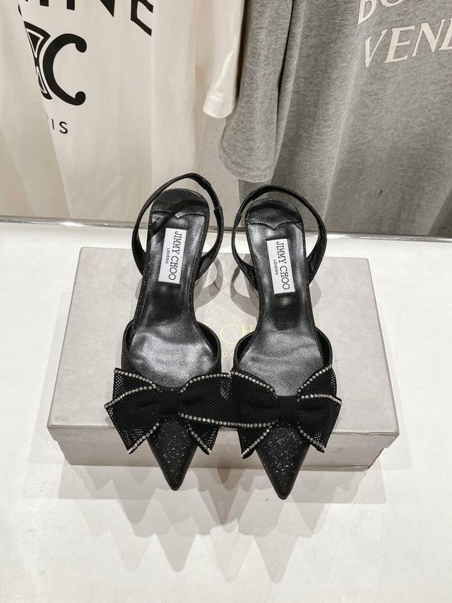 高版本出厂 Jimmy Choo*｜Jc 吉米周 Ss新款简约小猫跟蝴蝶结凉鞋高跟鞋 原版套楦，完美的线条，简约大气上脚显气质粗跟舒适百搭，还能拉长双腿显高显瘦