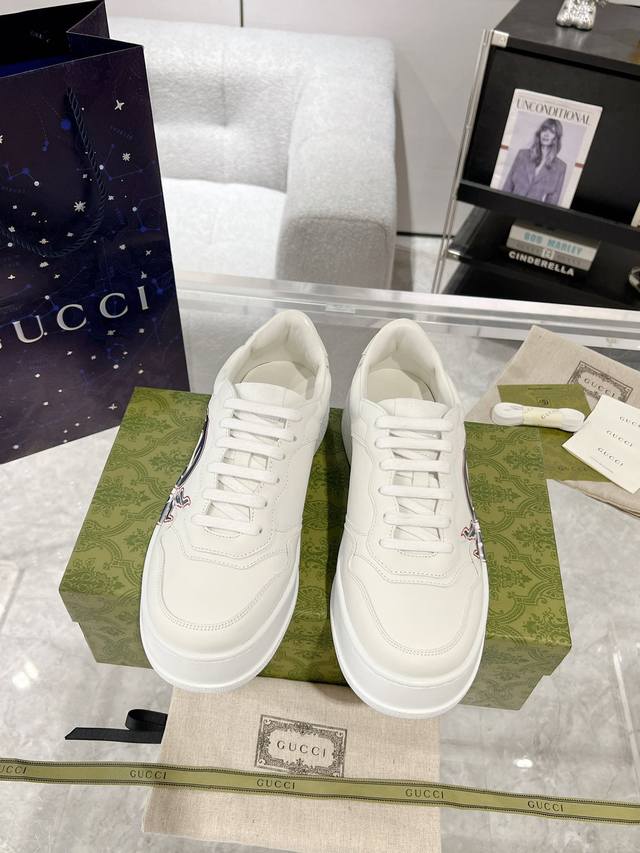 男 新配色全网首发gucci小白鞋，代购版原版一比一开模ip轻料底！鞋面小牛皮，内里水染羊皮，垫脚牛皮全套代购版本码数:39-45 45定做不退换