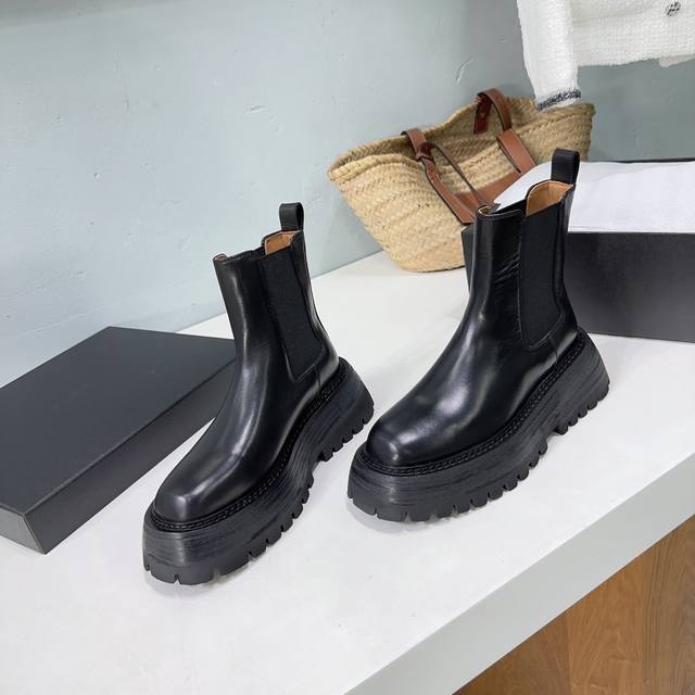 高品质出厂 ！顶级版本！Marsell 马赛尔手工鞋 秋冬圆头厚底马丁靴骑士靴复古铁头单鞋系列！ 暗黑超帅系 设计感、工艺感与实穿性都炒鸡完美！超级好搭配，各种