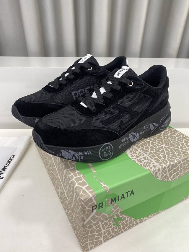 Premiata 普瑞米亚达 时尚、运动、休闲、慢跑、男鞋。 普瑞米亚达意大利名品百年历史，所有工艺全手工打造，米“字一样的logo简称米字鞋。完美的融合了传统