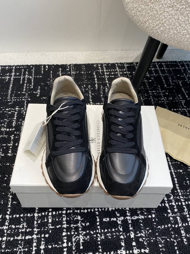 代购级皮里 羊毛 Brunello Cucinelli 24Ss最新 Bc 系带 羊毛休闲鞋 鞋面进口麂皮 进口牛皮 内里进口羊毛 羊皮里 0.5Mm圆形冲孔设