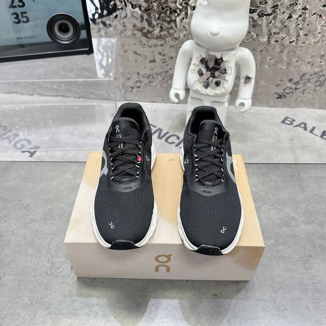 On昂跑 Cloudmonster 2 春夏新品怪兽鞋男款轻量缓震跑鞋 36-47