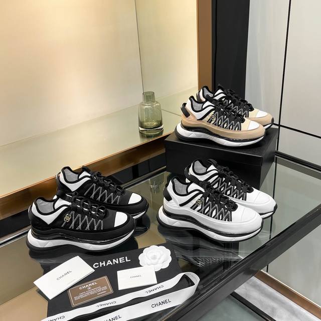Chanel 香奈儿24B 休闲运动鞋 经典升级，原版工艺高密度走线，无敌漂亮又好穿 绝对仙女款 非常轻便，内里也是超级软，超级舒服，鞋面透气设计，配色高级耐看