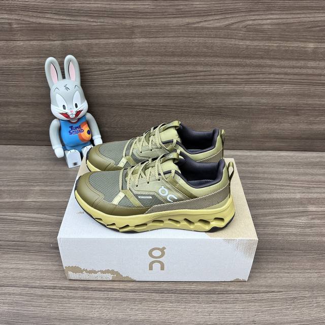 顶级版本on昂跑 Cloudhorizon Waterproof 耐磨透气 低帮 户外功能鞋。 瑞士高性能运动品牌on打造的此系列作品，鞋面由再生聚酯纤维和网眼