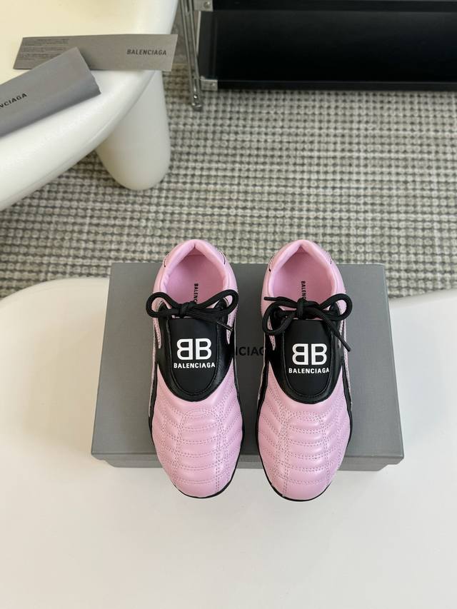 Balenciaga巴黎世家格纹棒球鞋休闲鞋 原版购入开发 做货 巴黎家最新隐藏款网球鞋软菱格纹 柔软小牛皮配搭和经典双logo满满的复古感又是最最最百搭的黑白
