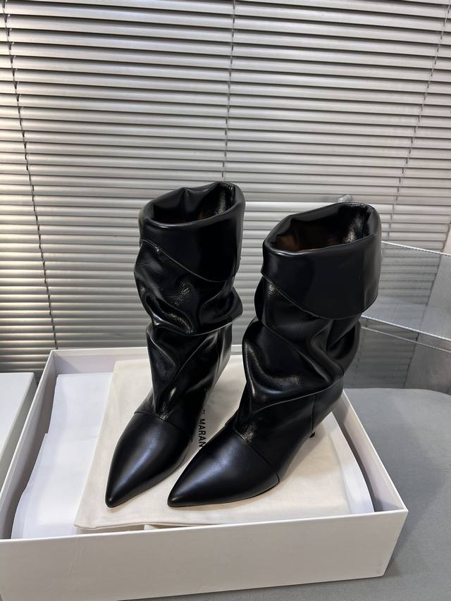 Isabelmarant24秋冬新款复古长靴 高筒靴，慵懒法欧风，飒爆了 自然舒适洒脱时髦精最爱对版进口高丝光牛反绒面料，水染牛里，意大利进口真皮大底，码数35