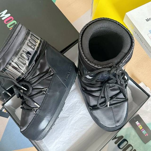 顶级版本：布款 Moon Boot 经典月亮靴 Icon Nylon尼龙短筒 户外 防水 雪地靴 棉靴 短靴 原版购入开发 做货 这款moon Boot 月亮靴