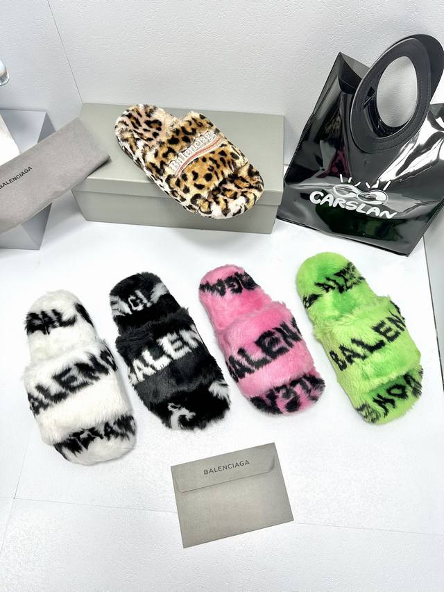独家发售 S 巴黎世家秋冬潮品 羊羔毛毛拖 ！ Balenciaga Political Campaign 徽标刺绣！ 欧美名媛 明星 网红girl 大爱款 精