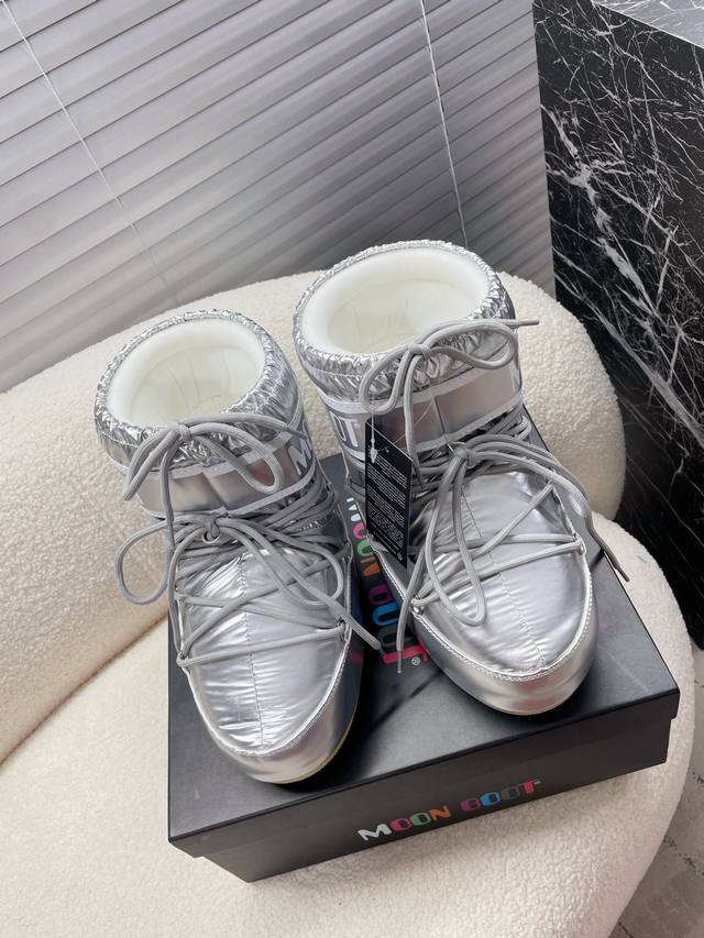 Moon Boot 24Fw秋冬最新款雪地靴系列 丑萌毛毛雪地靴 短靴 高靴290 忘了ugg吧，时髦人都在穿moon Boot雪地靴 如果你难以接受ugg的复